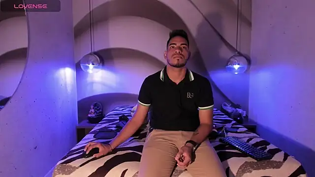 ETHAN DRAVEN online show from October 2025 06:52:02 PM