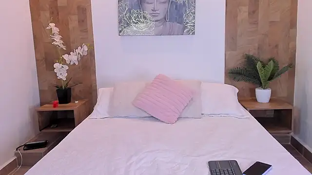 isabella winkler online show from February 2026 01:10:01 PM