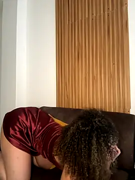 Snapshot of KittyTwerk_2 chatting on October 2025 01:25:01 PM KittyTwerk 2 online show from October 2025 01:25:01 PM