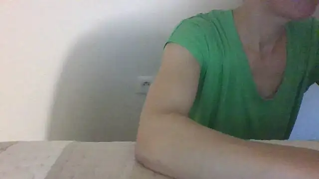 Valentinette online show from May 2026 07:08:01 PM