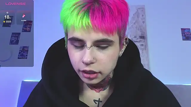 Snapshot of Alex_Vallley chatting on October 2025 08:40:01 PM Alex Vallley online show from October 2025 08:40:01 PM