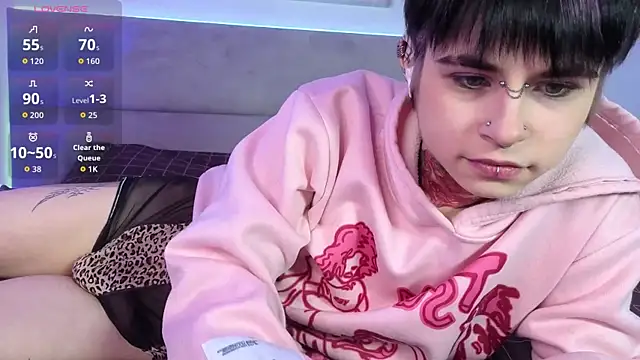 Snapshot of Alex_Vallley chatting on December 2025 11:01:02 PM Alex Vallley online show from December 2025 11:01:02 PM