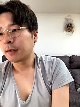 waka3232 online show from October 2025 12:41:02 AM