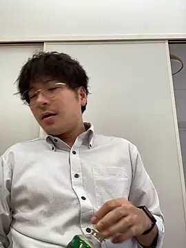 waka3232 online show from October 2025 02:11:02 AM