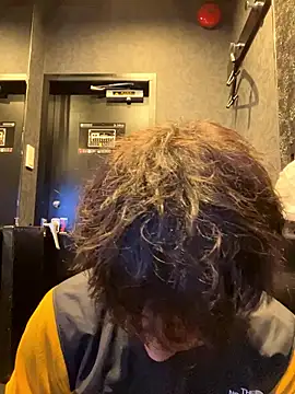 waka3232 online show from November 2025 01:15:01 AM