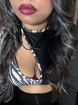 Snapshot of nehaindian87 chatting on March 2025 12:42:01 AM nehaindian87 online show from March 2025 12:42:01 AM