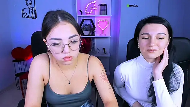 Snapshot of kiki_swan chatting on November 2025 07:40:01 AM kiki swan online show from November 2025 07:40:01 AM