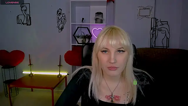 kiki swan online show from January 2026 06:50:02 AM