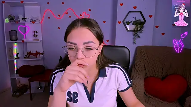 kiki swan online show from May 2026 05:38:01 AM