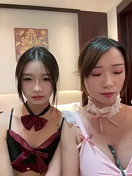 Snapshot of TOP_yoyo chatting on November 2025 01:10:01 PM TOP yoyo online show from November 2025 01:10:01 PM