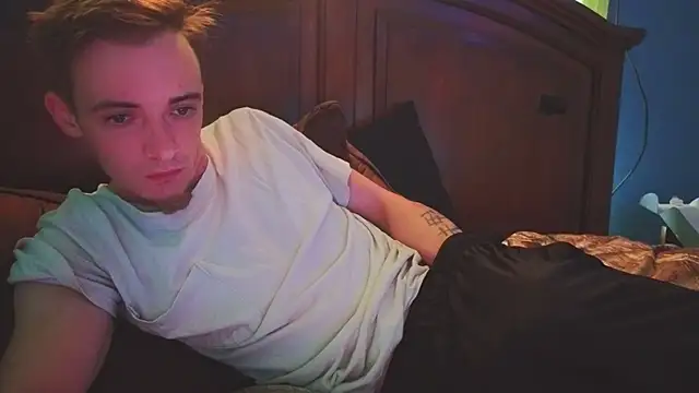 Ilovepussy1911 online show from April 2026 04:56:01 PM