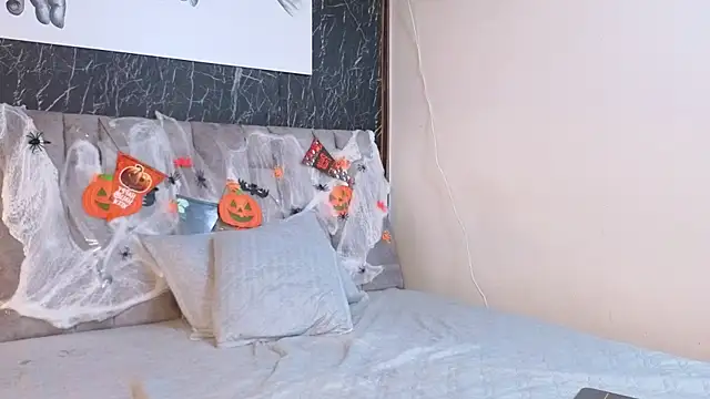 Snapshot of nicelle_carson_ chatting on October 2025 12:00:02 PM nicelle carson online show from October 2025 12:00:02 PM