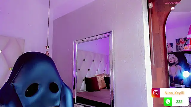 Snapshot of Nina_Keyli chatting on December 2025 07:29:02 PM Nina Keyli online show from December 2025 07:29:02 PM