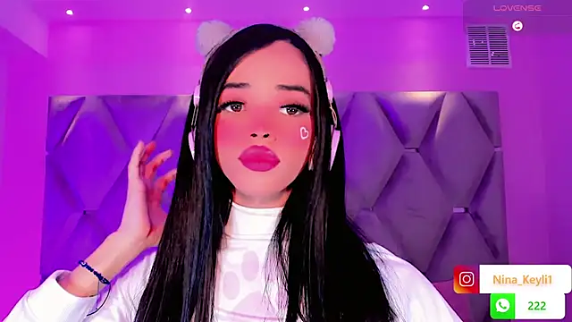 Snapshot of Nina_Keyli chatting on December 2025 08:05:02 PM Nina Keyli online show from December 2025 08:05:02 PM