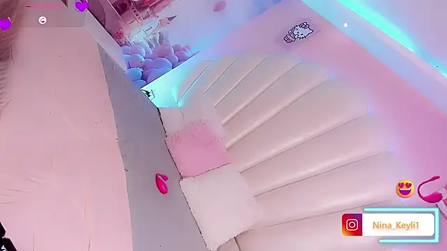 Snapshot of Nina_Keyli chatting on February 2026 08:05:02 PM Nina Keyli online show from February 2026 08:05:02 PM