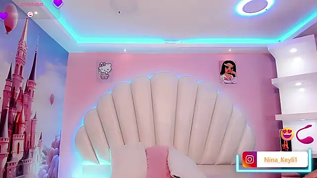 Snapshot of Nina_Keyli chatting on February 2026 07:58:02 PM Nina Keyli online show from February 2026 07:58:02 PM