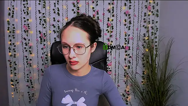 mona cloud online show from March 2025 03:57:02 PM