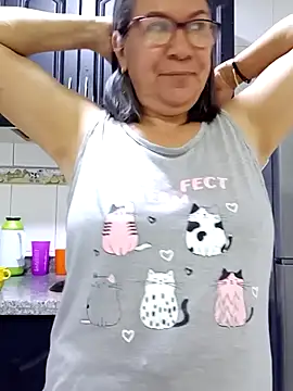 victoria wayne online show from November 2025 10:14:02 AM