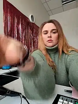 Juicy PeachLux online show from November 2025 09:07:02 AM