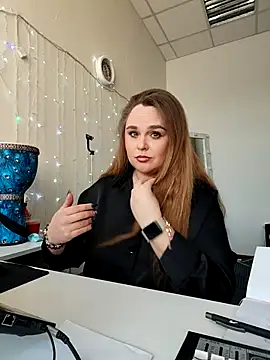 Juicy PeachLux online show from February 2026 06:42:01 AM