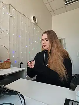 Juicy PeachLux online show from May 2026 07:48:01 AM
