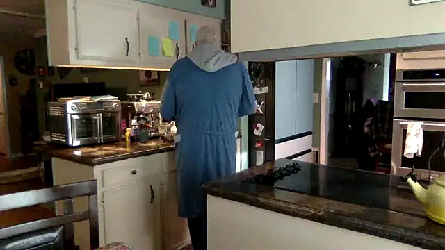 superbearboss online show from December 2025 03:08:01 PM