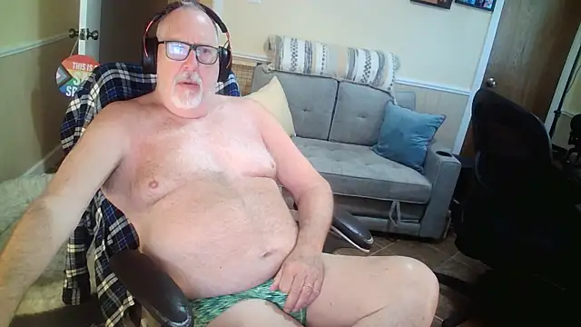 superbearboss online show from May 2026 04:50:01 PM