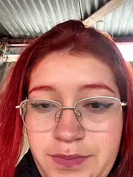 Snapshot of Karina_Leon chatting on December 2025 07:09:01 PM Karina Leon online show from December 2025 07:09:01 PM