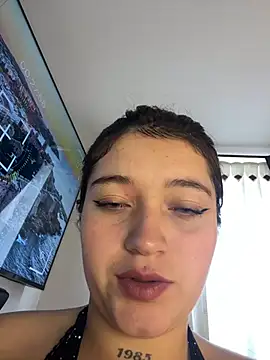 Karina Leon online show from June 2026 08:58:01 PM