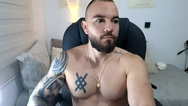 Isaac Carter online show from September 2025 11:02:02 AM