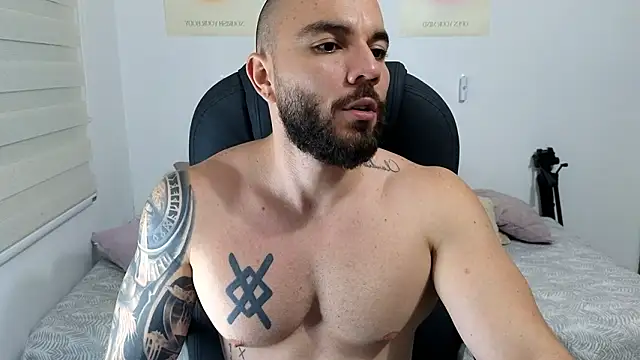 Isaac Carter online show from February 2026 11:36:02 PM