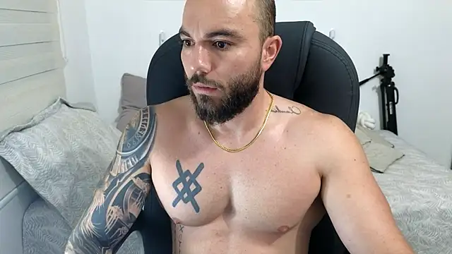 Snapshot of Isaac_Carter chatting on April 2026 10:52:01 AM Isaac Carter online show from April 2026 10:52:01 AM