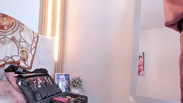 Alexa Bravva online show from May 2026 03:14:02 AM