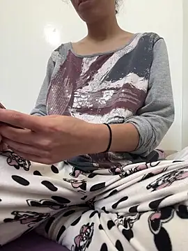 saraaxx1 online show from March 2026 11:28:02 AM