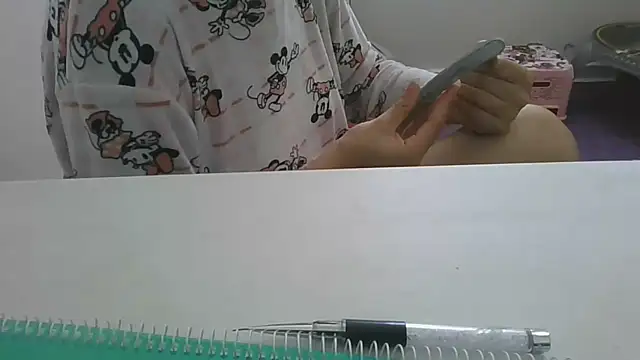Snapshot of saraaxx1 chatting on May 2026 01:51:02 PM saraaxx1 online show from May 2026 01:51:02 PM