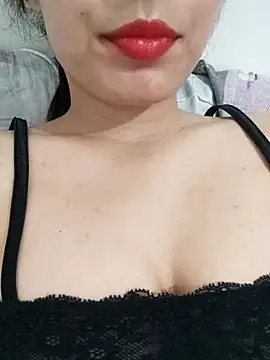 Snapshot of saraaxx1 chatting on July 2026 02:56:02 PM saraaxx1 online show from July 2026 02:56:02 PM