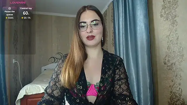 Leila Kissyu online show from March 2026 06:15:02 PM