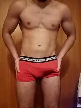 Snapshot of LucianDraven chatting on March 2025 11:28:02 PM LucianDraven online show from March 2025 11:28:02 PM