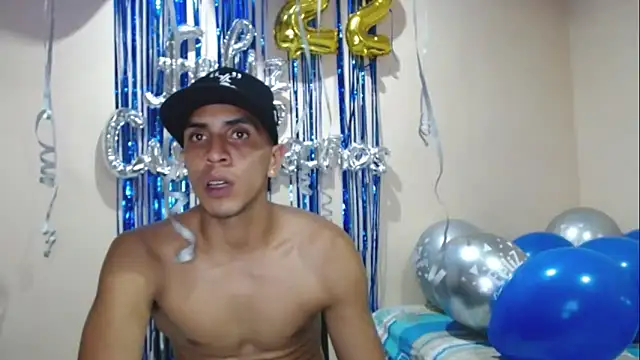 Snapshot of Monkey_uchiha777 chatting on September 2025 12:21:02 AM Monkey uchiha777 online show from September 2025 12:21:02 AM