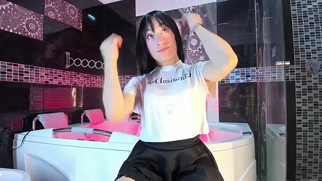 Snapshot of Small_Hot19 chatting on October 2025 10:38:01 AM Small Hot19 online show from October 2025 10:38:01 AM