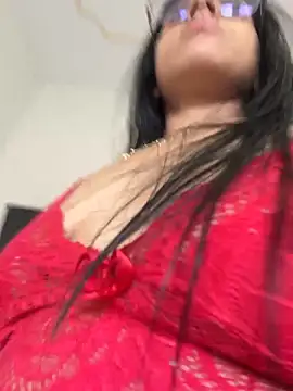 jheicylli online show from April 2026 07:22:02 PM