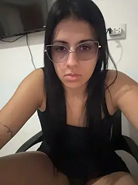 jheicylli online show from July 2026 02:04:02 PM
