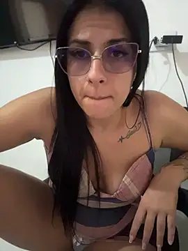 jheicylli online show from July 2026 04:14:02 PM