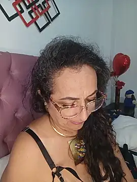 AlessandraLeroy online show from May 2026 01:11:02 AM