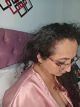 AlessandraLeroy online show from May 2026 01:12:01 AM