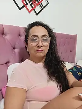 AlessandraLeroy online show from May 2026 12:49:01 AM