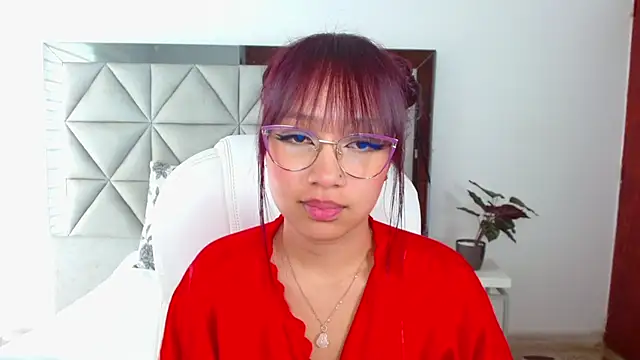 Snapshot of sharon_rosse__ chatting on March 2025 03:37:02 PM sharon rosse online show from March 2025 03:37:02 PM