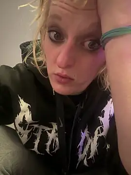 KITTYBOOBOOFUXX online show from December 2025 09:06:01 AM