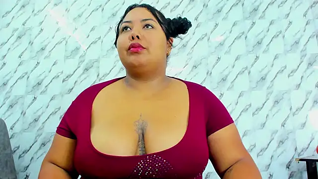 Snapshot of SharickkToro chatting on March 2025 12:32:02 PM SharickkToro online show from March 2025 12:32:02 PM