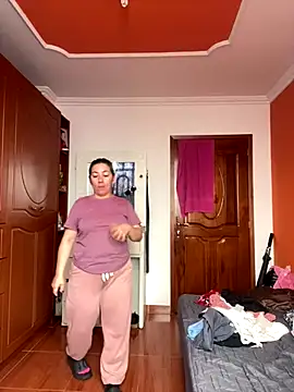 Luna-nevada online show from November 2025 03:49:01 PM